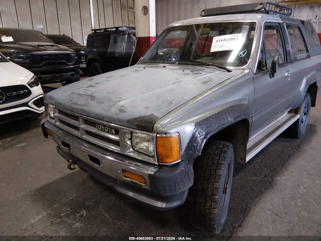 45682083 :رقم المزاد ، JT3RN63W8J0197744 vin ، 1988 Toyota 4runner Rn60 مزاد بيع