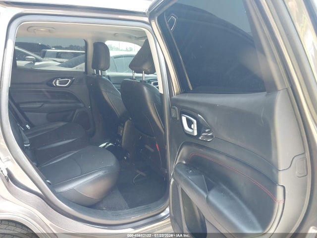 45682122 :رقم المزاد ، 3C4NJDDB5NT120621 vin ، 2022 Jeep Compass Trailhawk 4x4 مزاد بيع