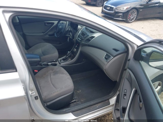 Aukcja sprzedaży 2015 Hyundai Elantra Se, vin: KMHDH4AE2FU359584, numer aukcji: 45682143