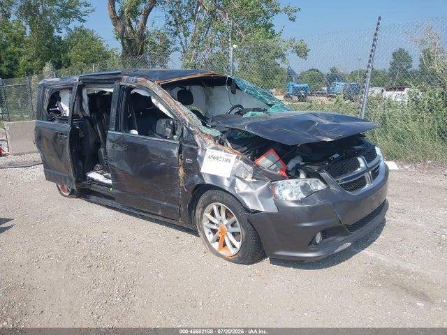 Auction sale of the 2019 Dodge Grand Caravan Sxt 35th Anniversary Edition, vin: 2C4RDGCG2KR766186, lot number: 45682188