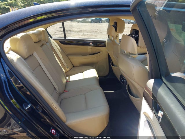 Продаж на аукціоні авто 2011 Hyundai Genesis 3.8, vin: KMHGC4DE7BU141271, номер лоту: 45682202