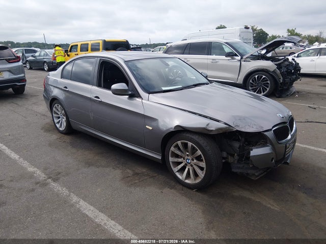 45682218 :رقم المزاد ، WBAPH7C51BE679495 vin ، 2011 Bmw 328i مزاد بيع