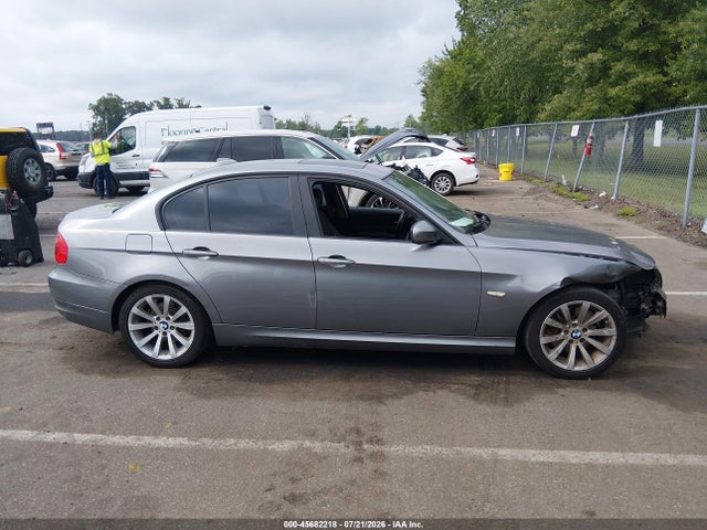 45682218 :رقم المزاد ، WBAPH7C51BE679495 vin ، 2011 Bmw 328i مزاد بيع
