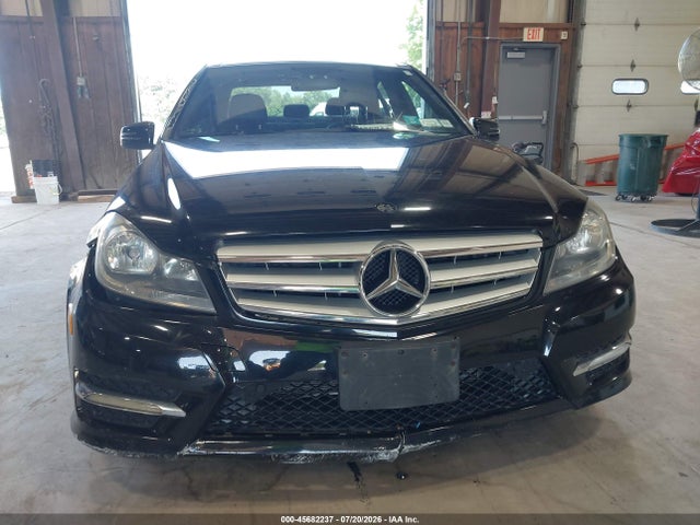 Aukcja sprzedaży 2012 Mercedes-benz C 300 Sport 4matic, vin: WDDGF8BB8CA616687, numer aukcji: 45682237