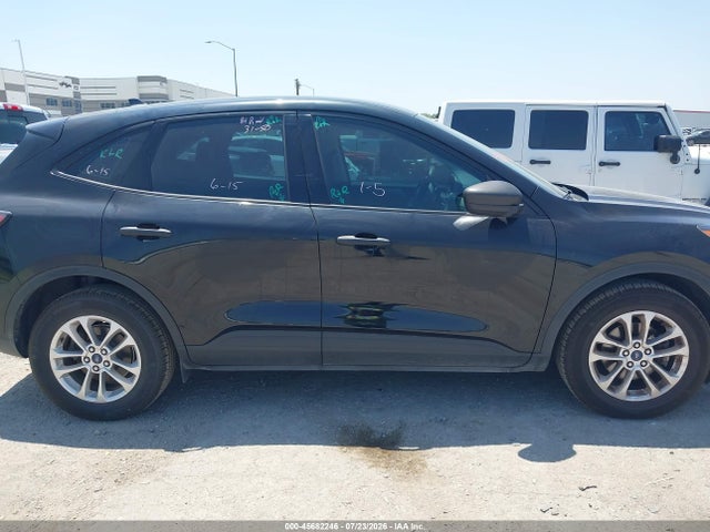 2022 Ford Escape S მანქანა იყიდება აუქციონზე, vin: 1FMCU0F62NUB21542, აუქციონის ნომერი: 45682246