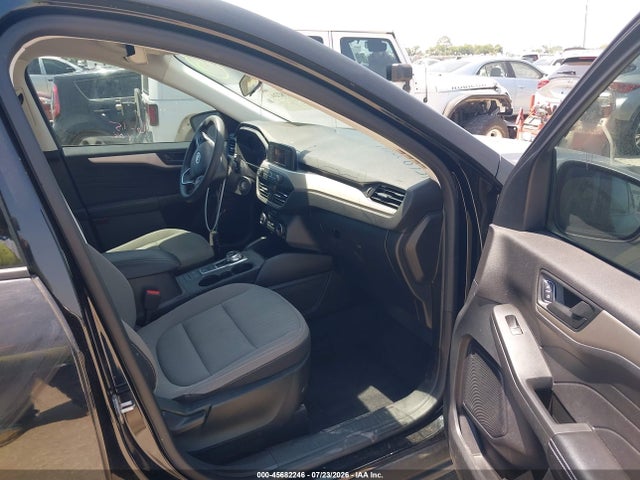 2022 Ford Escape S მანქანა იყიდება აუქციონზე, vin: 1FMCU0F62NUB21542, აუქციონის ნომერი: 45682246