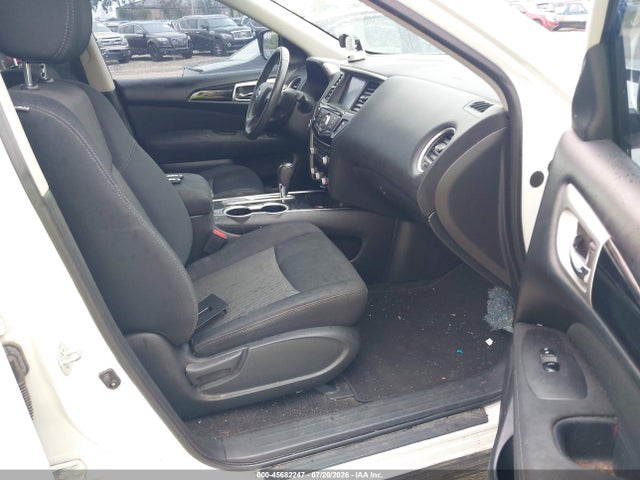 45682247 :رقم المزاد ، 5N1DR2MN8HC688442 vin ، 2017 Nissan Pathfinder Sv مزاد بيع