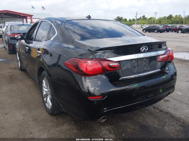 45682260 :رقم المزاد ، JN1BY1AP1HM740604 vin ، 2017 Infiniti Q70 3.7 مزاد بيع