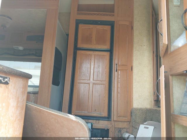 2010 Keystone Rv Laredo მანქანა იყიდება აუქციონზე, vin: 4YDF31826AE600438, აუქციონის ნომერი: 45682272