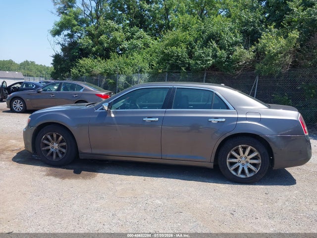45682280 :رقم المزاد ، 2C3CCAEG5EH301807 vin ، 2014 Chrysler 300c مزاد بيع