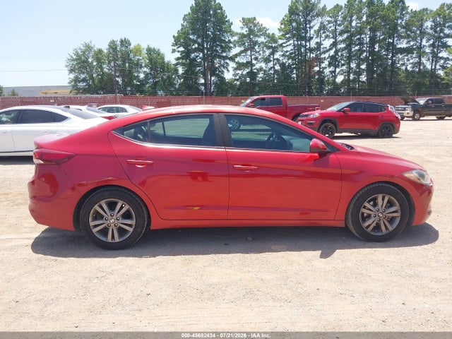 2017 Hyundai Elantra Value Edition მანქანა იყიდება აუქციონზე, vin: 5NPD84LF8HH203752, აუქციონის ნომერი: 45682434