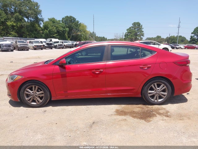 2017 Hyundai Elantra Value Edition მანქანა იყიდება აუქციონზე, vin: 5NPD84LF8HH203752, აუქციონის ნომერი: 45682434