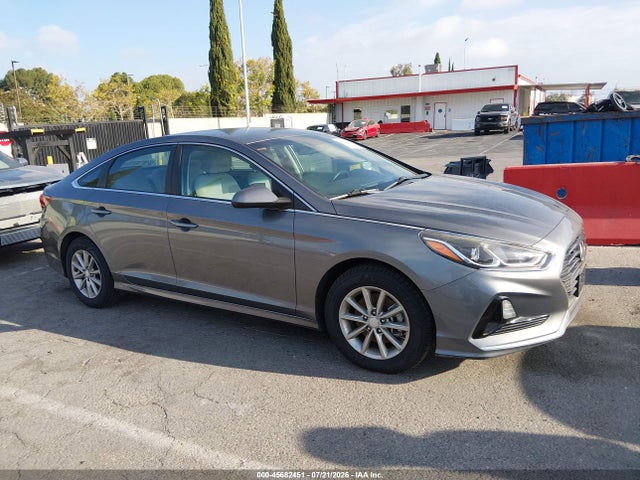 Hyundai SONATA ECO 2018 5NPE24AA5JH706982 Image 13