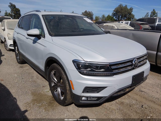 2019 Volkswagen Tiguan 2.0t Sel Premium/2.0t Sel Premium R-line მანქანა იყიდება აუქციონზე, vin: 3VV4B7AX4KM015490, აუქციონის ნომერი: 45682458