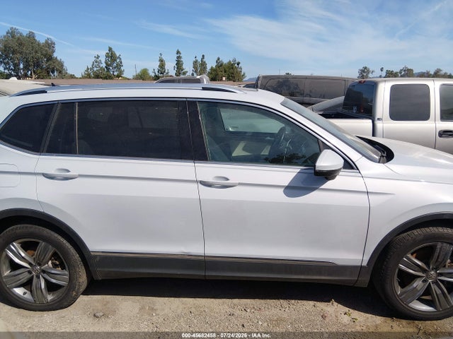 2019 Volkswagen Tiguan 2.0t Sel Premium/2.0t Sel Premium R-line მანქანა იყიდება აუქციონზე, vin: 3VV4B7AX4KM015490, აუქციონის ნომერი: 45682458