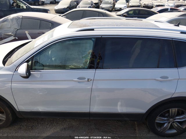 2019 Volkswagen Tiguan 2.0t Sel Premium/2.0t Sel Premium R-line მანქანა იყიდება აუქციონზე, vin: 3VV4B7AX4KM015490, აუქციონის ნომერი: 45682458