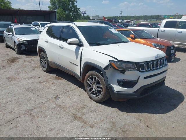 Продажа на аукционе авто 2018 Jeep Compass Latitude 4x4, vin: 3C4NJDBB0JT232272, номер лота: 45682460