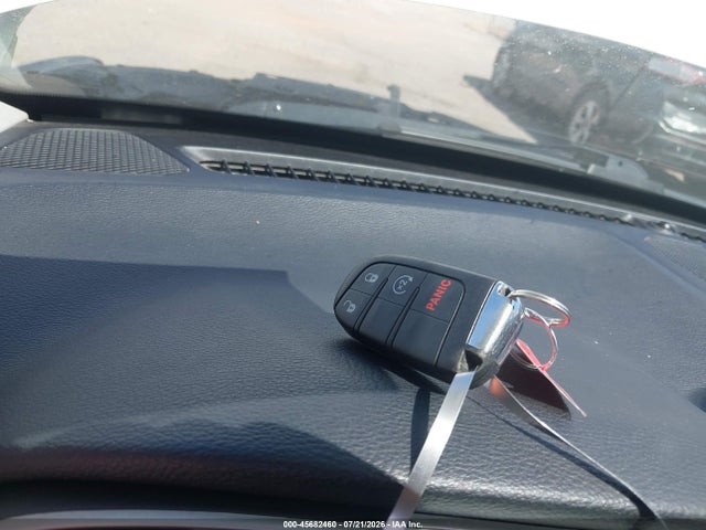 Продажа на аукционе авто 2018 Jeep Compass Latitude 4x4, vin: 3C4NJDBB0JT232272, номер лота: 45682460