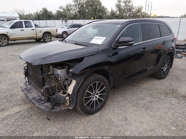 2017 Toyota Highlander Se მანქანა იყიდება აუქციონზე, vin: 5TDJZRFH4HS407372, აუქციონის ნომერი: 45682472