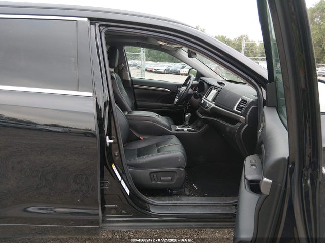 2017 Toyota Highlander Se მანქანა იყიდება აუქციონზე, vin: 5TDJZRFH4HS407372, აუქციონის ნომერი: 45682472