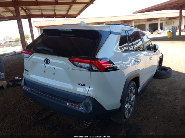 Auction sale of the 2022 Toyota Rav4 Xle Premium, vin: 2T3C1RFV9NW191504, lot number: 45682506