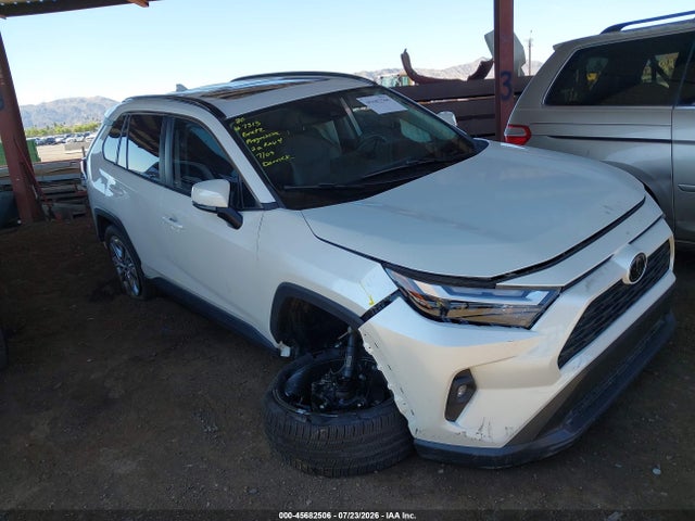 2T3C1RFV9NW191504 Toyota Rav4 Xle Premium