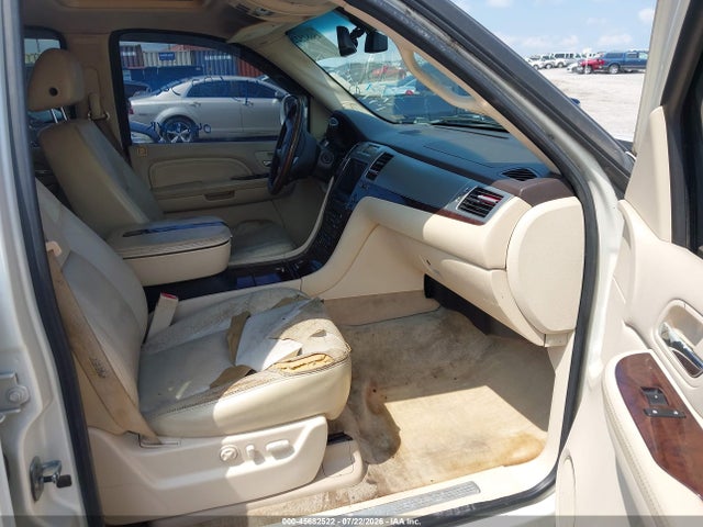 45682522 :رقم المزاد ، 1GYFK63847R141095 vin ، 2007 Cadillac Escalade مزاد بيع