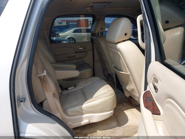 45682522 :رقم المزاد ، 1GYFK63847R141095 vin ، 2007 Cadillac Escalade مزاد بيع