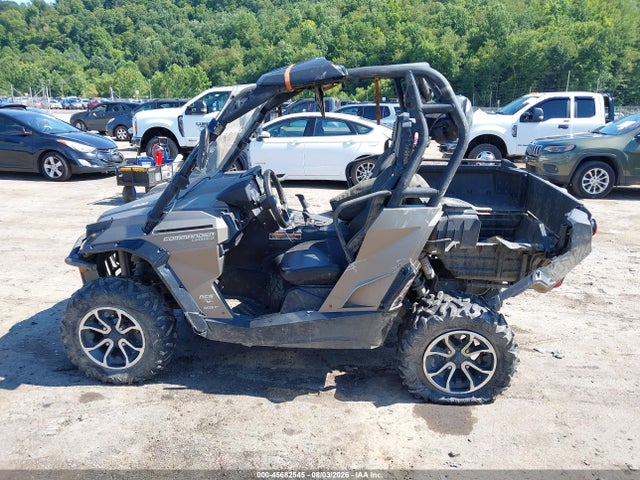 Can-Am Commander 1000 Limited 2015 3JBKVAP27FJ000238 Image 13