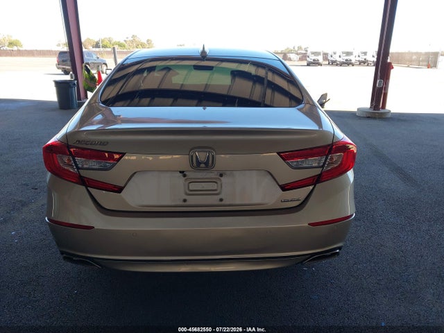 1HGCV1F92JA003053 Honda Accord Touring