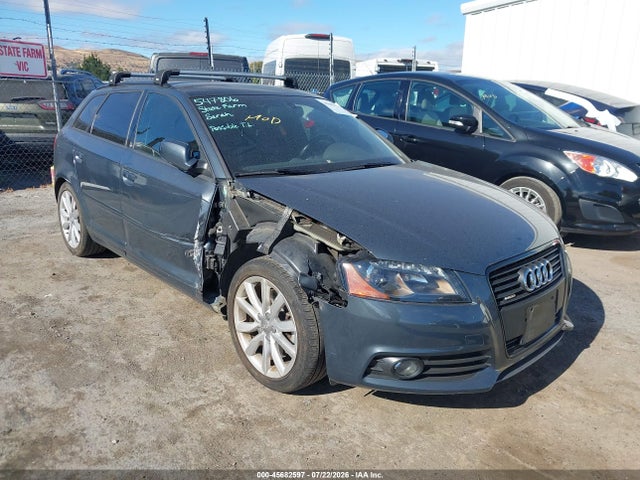 2013 Audi A3 2.0t Premium მანქანა იყიდება აუქციონზე, vin: WAUMFAFM9DA026304, აუქციონის ნომერი: 45682597