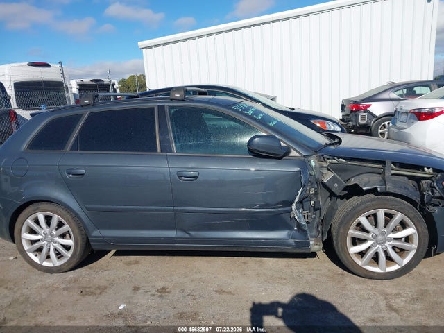 2013 Audi A3 2.0t Premium მანქანა იყიდება აუქციონზე, vin: WAUMFAFM9DA026304, აუქციონის ნომერი: 45682597