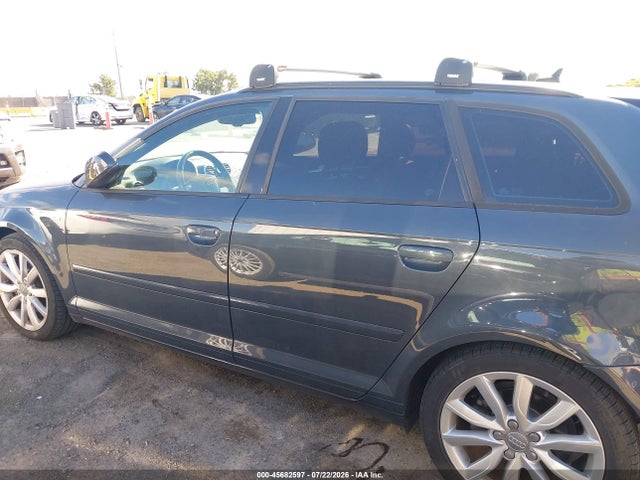 2013 Audi A3 2.0t Premium მანქანა იყიდება აუქციონზე, vin: WAUMFAFM9DA026304, აუქციონის ნომერი: 45682597