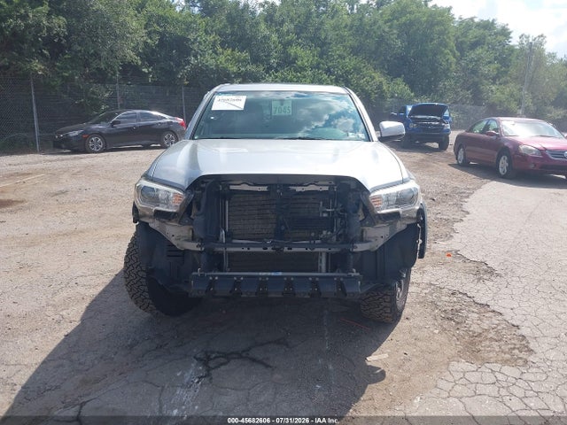 3TMCZ5AN7HM049344 Toyota Tacoma Trd Off Road