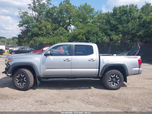 3TMCZ5AN7HM049344 Toyota Tacoma Trd Off Road