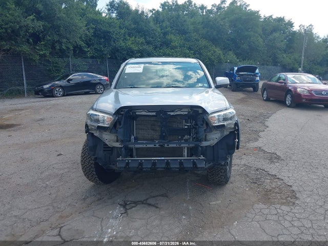 3TMCZ5AN7HM049344 Toyota Tacoma Trd Off Road