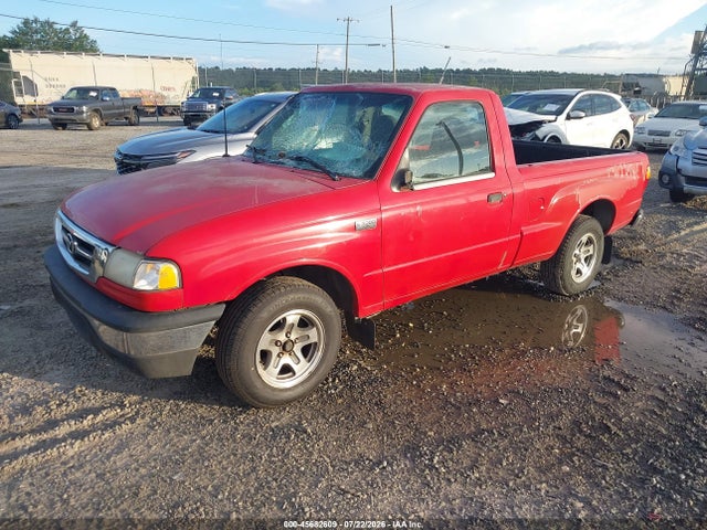 45682609 :رقم المزاد ، 4F4YR12UX1TM17308 vin ، 2001 Mazda B3000 Ds/se مزاد بيع