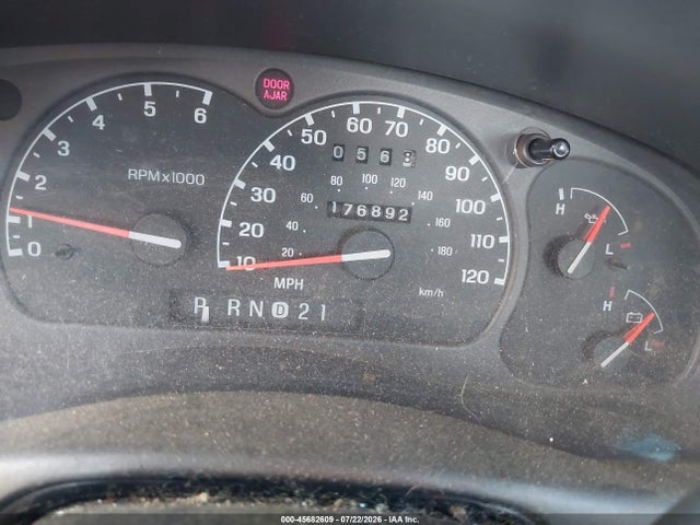 45682609 :رقم المزاد ، 4F4YR12UX1TM17308 vin ، 2001 Mazda B3000 Ds/se مزاد بيع