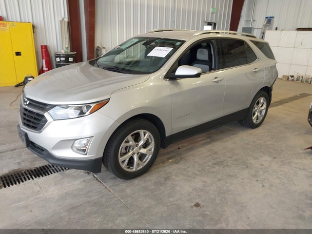 Chevrolet EQUINOX LT 2018 2GNAXTEX0J6288173 Image 2