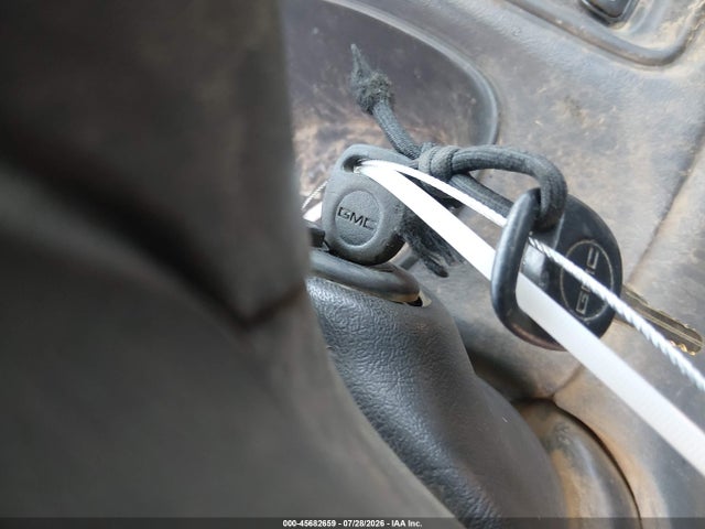 2001 Gmc Sierra 2500 Sl მანქანა იყიდება აუქციონზე, vin: 1GTGC24U51Z259935, აუქციონის ნომერი: 45682659