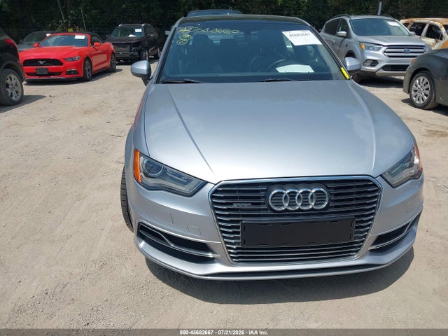 45682667 :رقم المزاد ، WAUUPBFF6GA111139 vin ، 2016 Audi A3 E-tron 1.4t Premium مزاد بيع