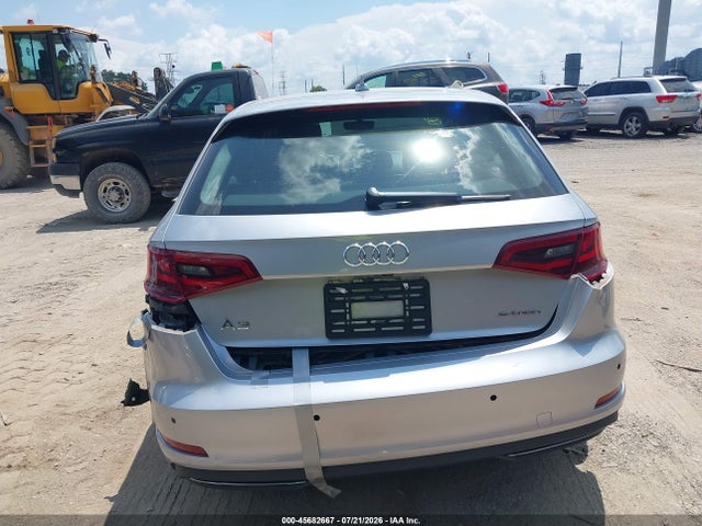 45682667 :رقم المزاد ، WAUUPBFF6GA111139 vin ، 2016 Audi A3 E-tron 1.4t Premium مزاد بيع