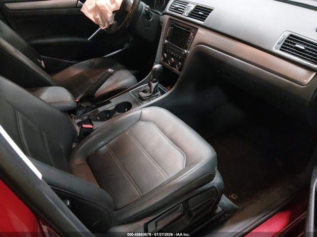 Продажа на аукционе авто 2015 Volkswagen Passat 1.8t Limited Edition, vin: 1VWAT7A3XFC078268, номер лота: 45682679