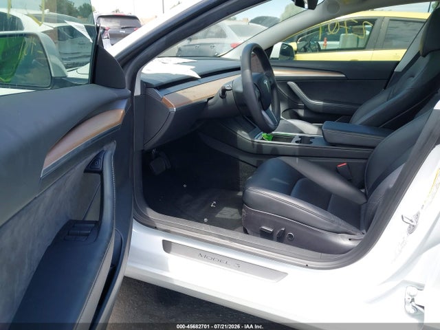 Продаж на аукціоні авто 2023 Tesla Model 3 Rear-wheel Drive, vin: 5YJ3E1EAXPF484955, номер лоту: 45682701