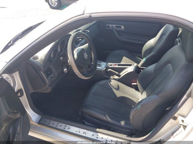 Продажа на аукционе авто 2003 Mercedes-benz Slk 230 Kompressor, vin: WDBKK49F23F289917, номер лота: 45682725