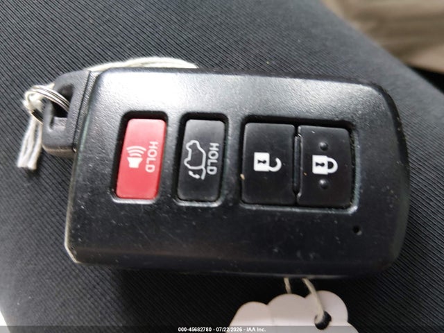45682780 :رقم المزاد ، 5TDKKRFH9GS168456 vin ، 2016 Toyota Highlander Xle V6 مزاد بيع
