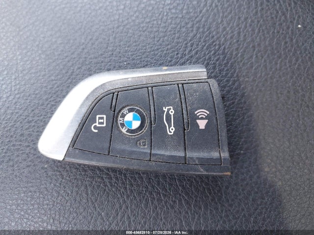 2017 Bmw X1 Sdrive28i მანქანა იყიდება აუქციონზე, vin: WBXHU7C37H5H38646, აუქციონის ნომერი: 45682810
