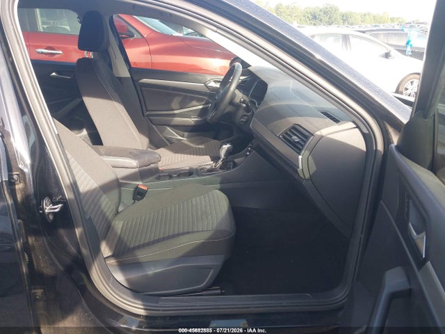 45682885 :رقم المزاد ، 3VWCM7BU0NM015318 vin ، 2022 Volkswagen Jetta 1.5t S مزاد بيع