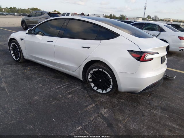 Продаж на аукціоні авто 2025 Tesla Model 3 Long Range Rear-wheel Drive/standard Rear-wheel Drive, vin: 5YJ3E1EA2SF936423, номер лоту: 45682889