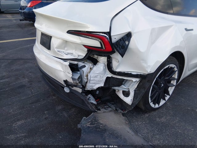 Продаж на аукціоні авто 2025 Tesla Model 3 Long Range Rear-wheel Drive/standard Rear-wheel Drive, vin: 5YJ3E1EA2SF936423, номер лоту: 45682889